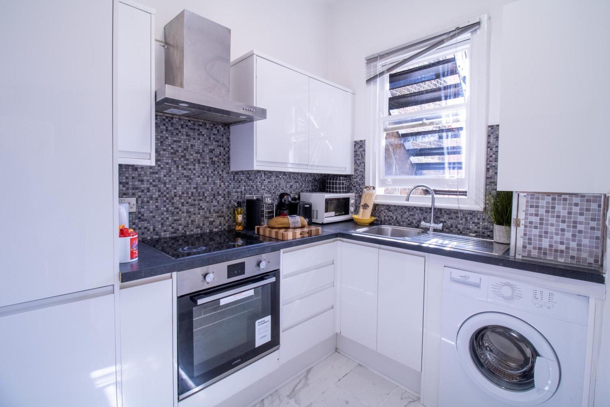 Spacious Studio Apartment On Oxford Street 9Gc Londra Exterior foto
