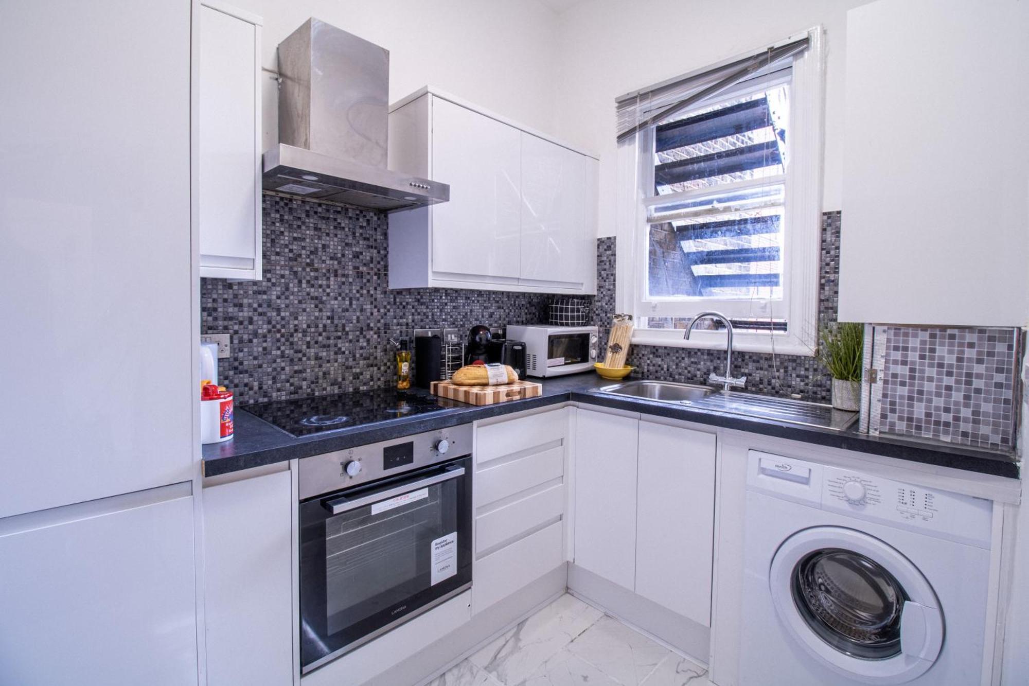 Spacious Studio Apartment On Oxford Street 9Gc Londra Exterior foto